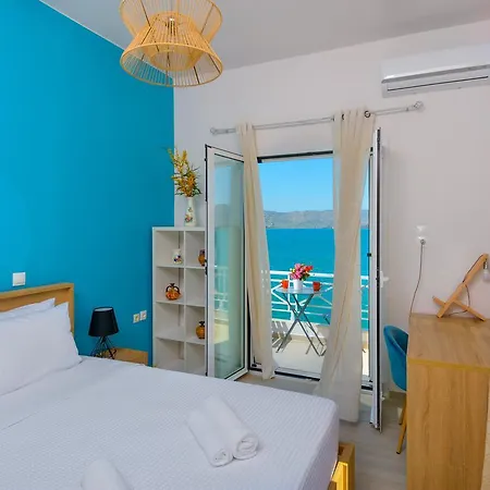Margarita's Seafront Luxury Апартаменты Элунда